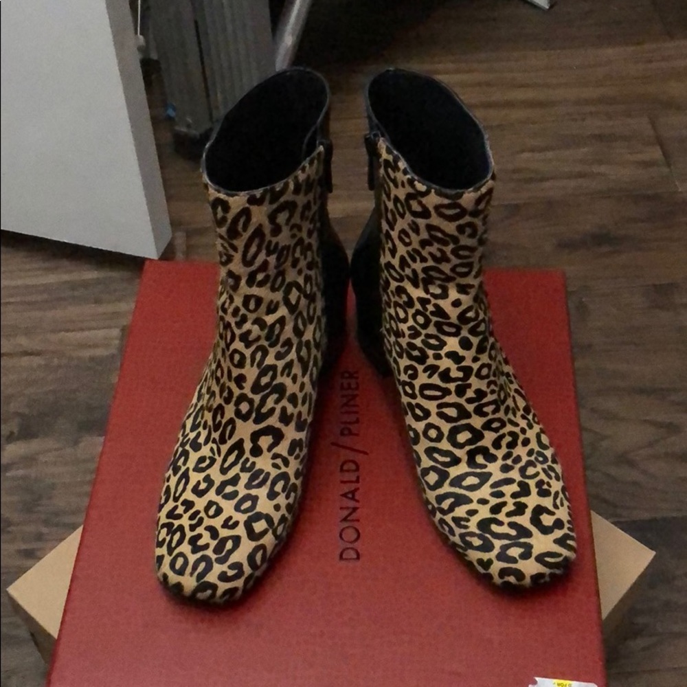 Donald Liner Booties